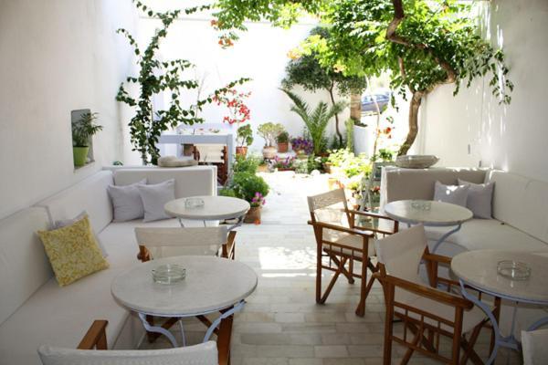 Sanoudos Hotel Naxos City Exterior photo